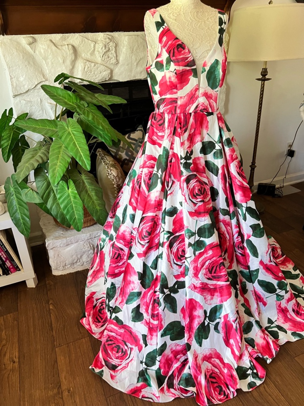 JVN By Jovani Floral Ball Gown in Pink Rose Satin Women’s Dress Size 14 - Picture 3 of 15